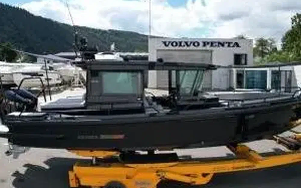 slider 7 Brabus Marine Shadow 500