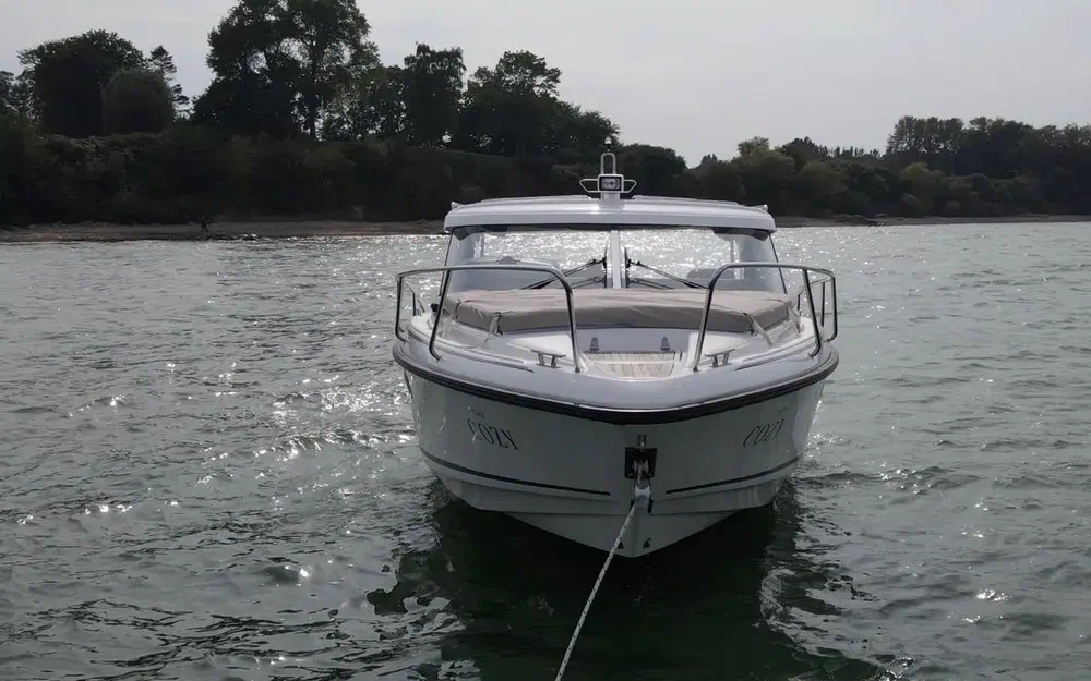 slider 9 Aquador 28 HT