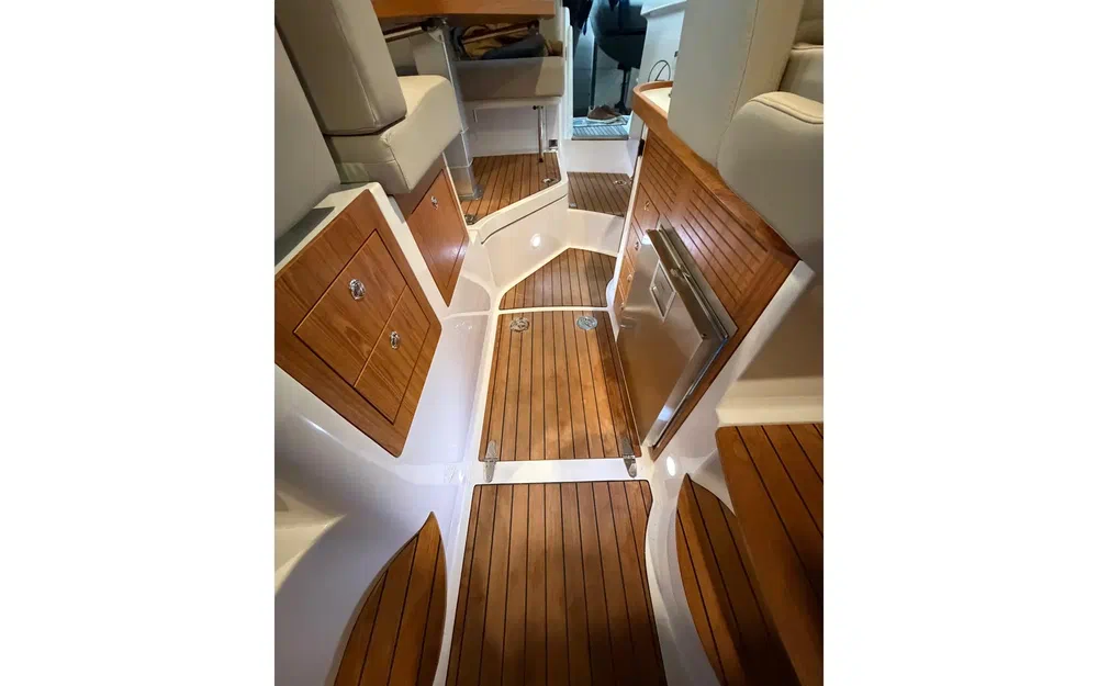 slider 26 Aquador 28 HT