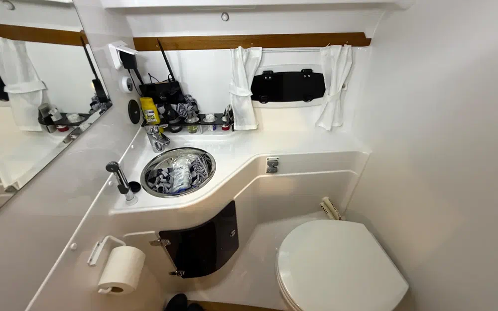 slider 28 Aquador 28 HT