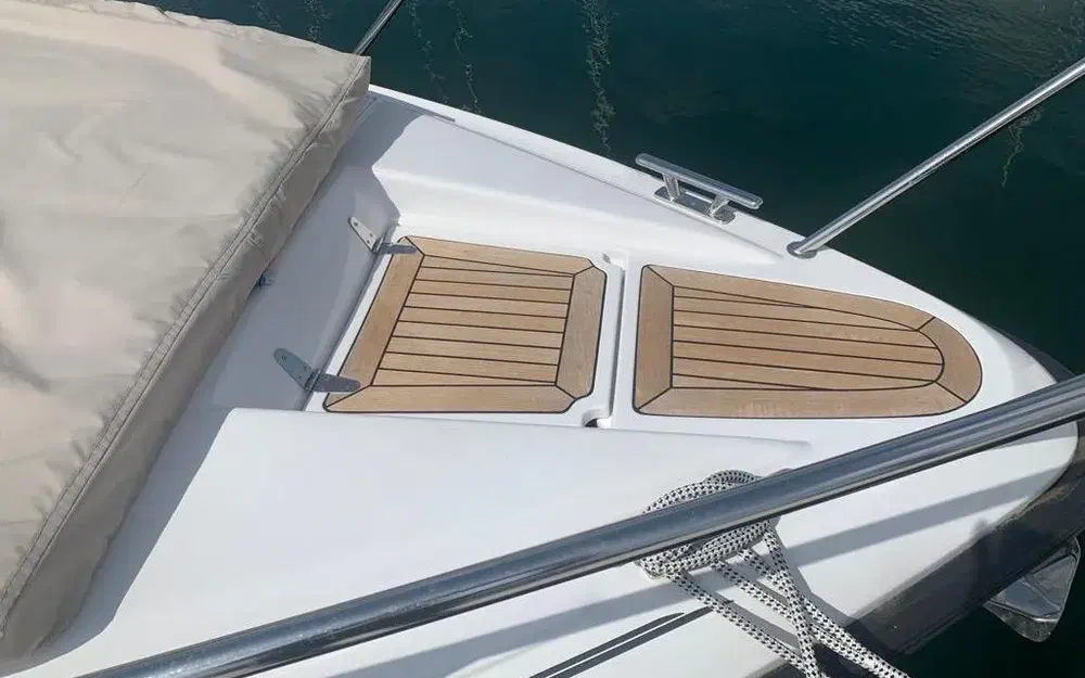 slider 5 Aquador 28 HT