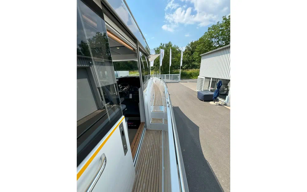 slider 38 Nimbus C11