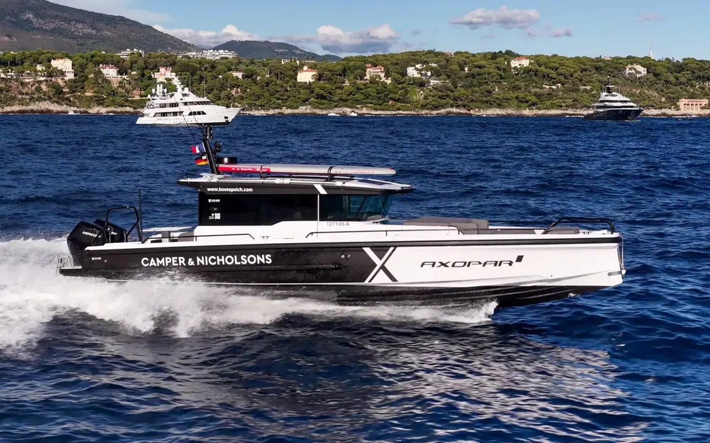 slider 0 Axopar 37 SC