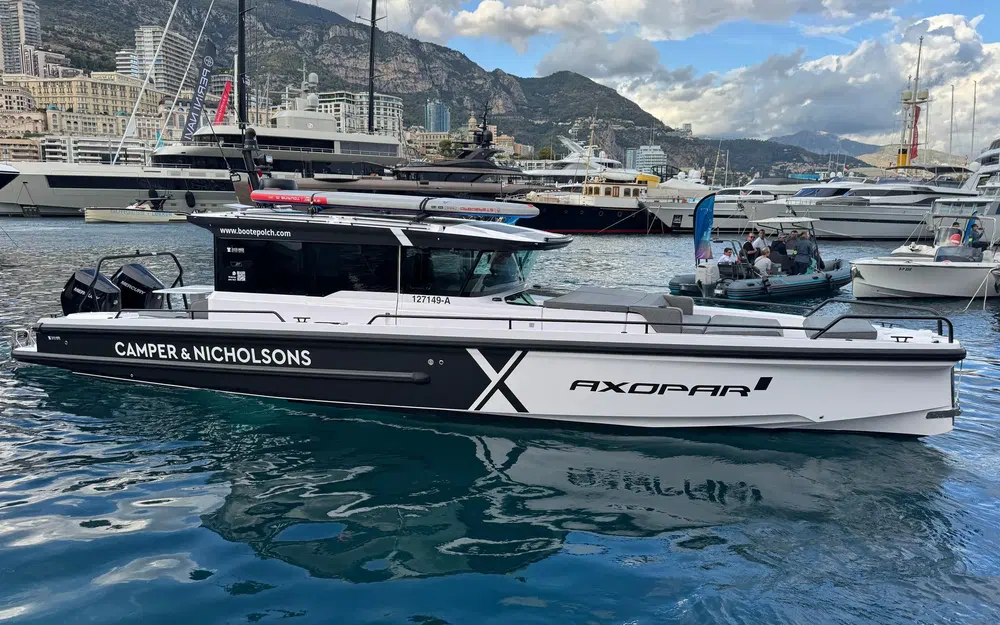 slider 9 Axopar 37 SC