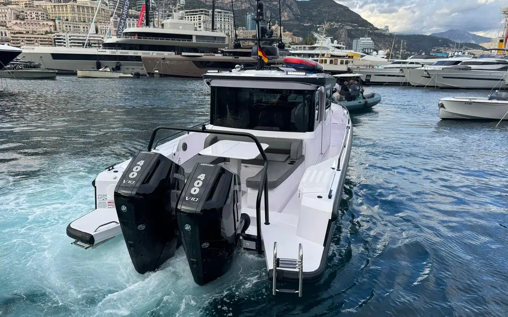 slider 12 Axopar 37 SC