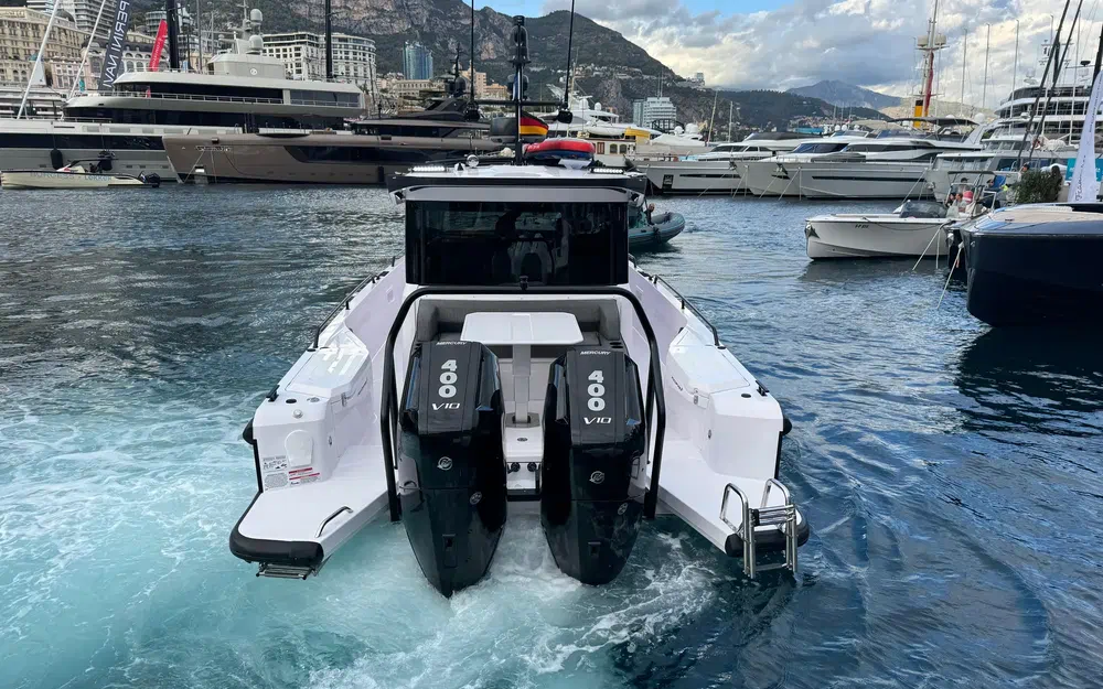 slider 13 Axopar 37 SC