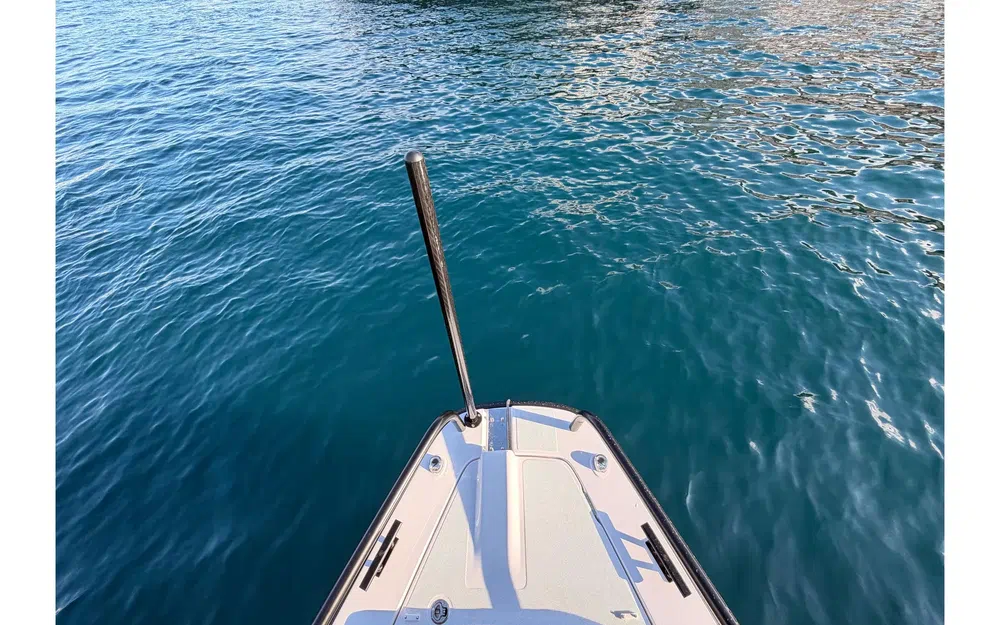 slider 15 Axopar 37 SC