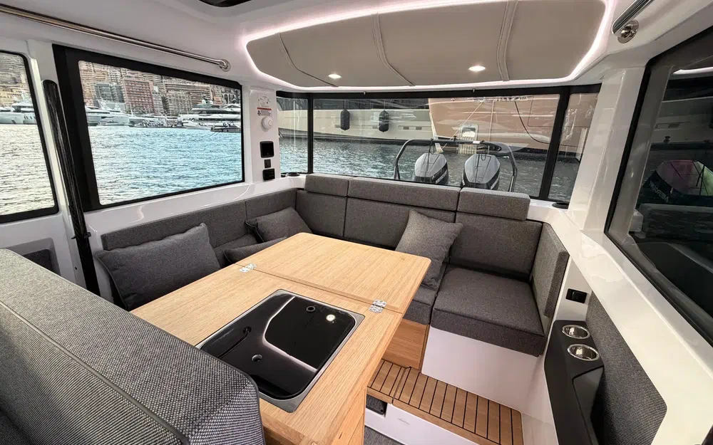 slider 37 Axopar 37 SC