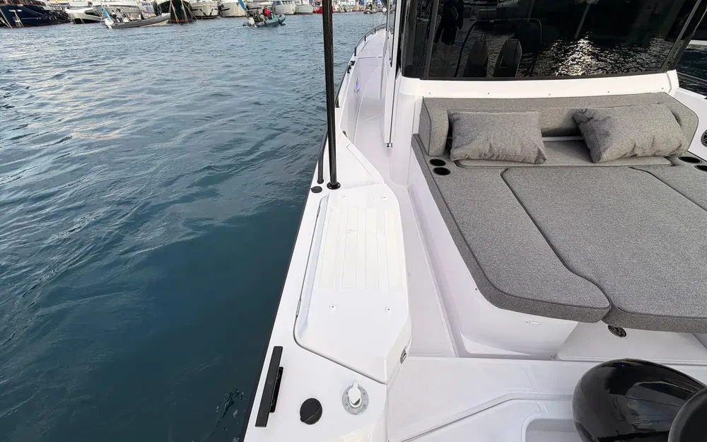 slider 43 Axopar 37 SC