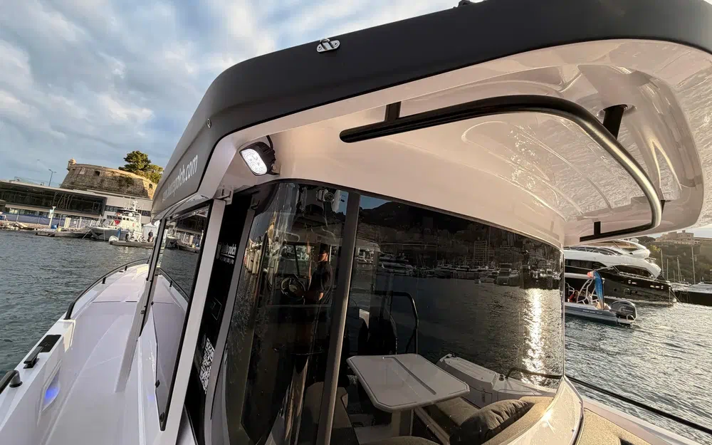 slider 62 Axopar 37 SC