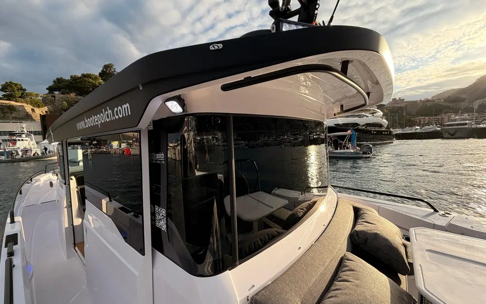 slider 63 Axopar 37 SC