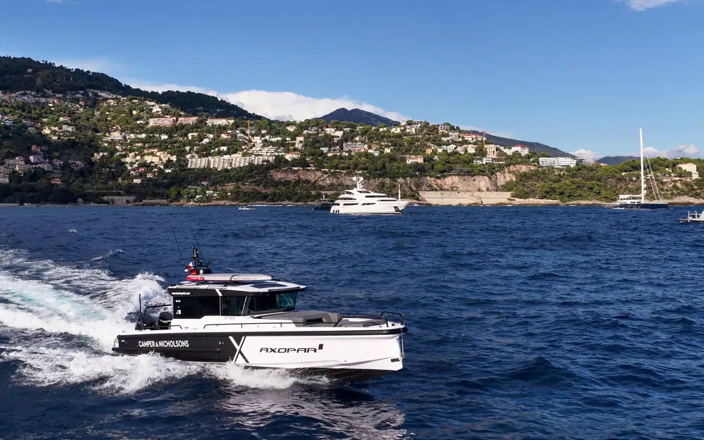 slider 65 Axopar 37 SC