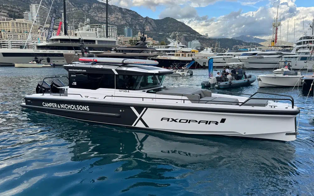 slider 8 Axopar 37 SC