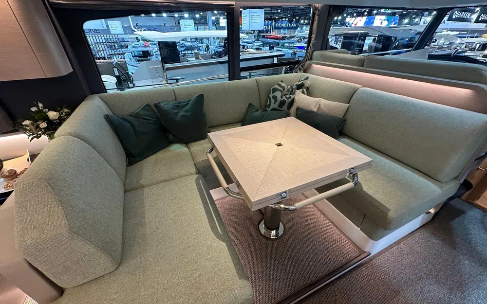 slider 31 Nimbus 495