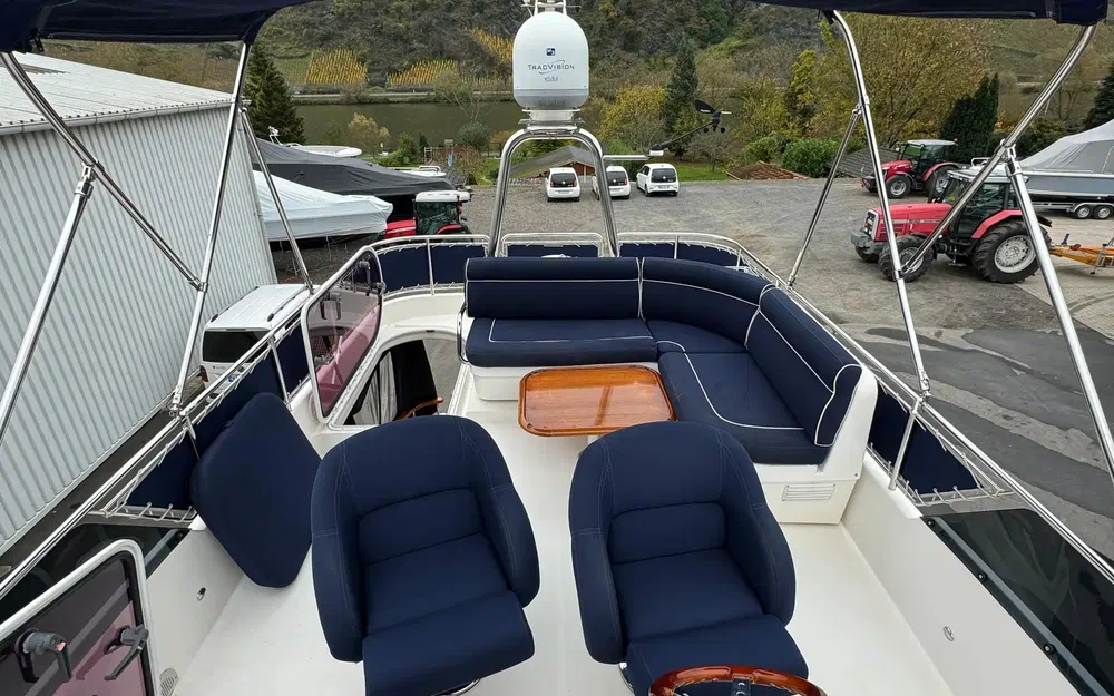 slider 16 Storebro 410 Commander