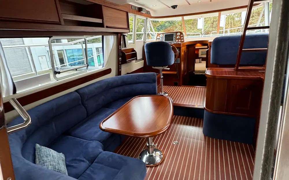 slider 28 Storebro 410 Commander