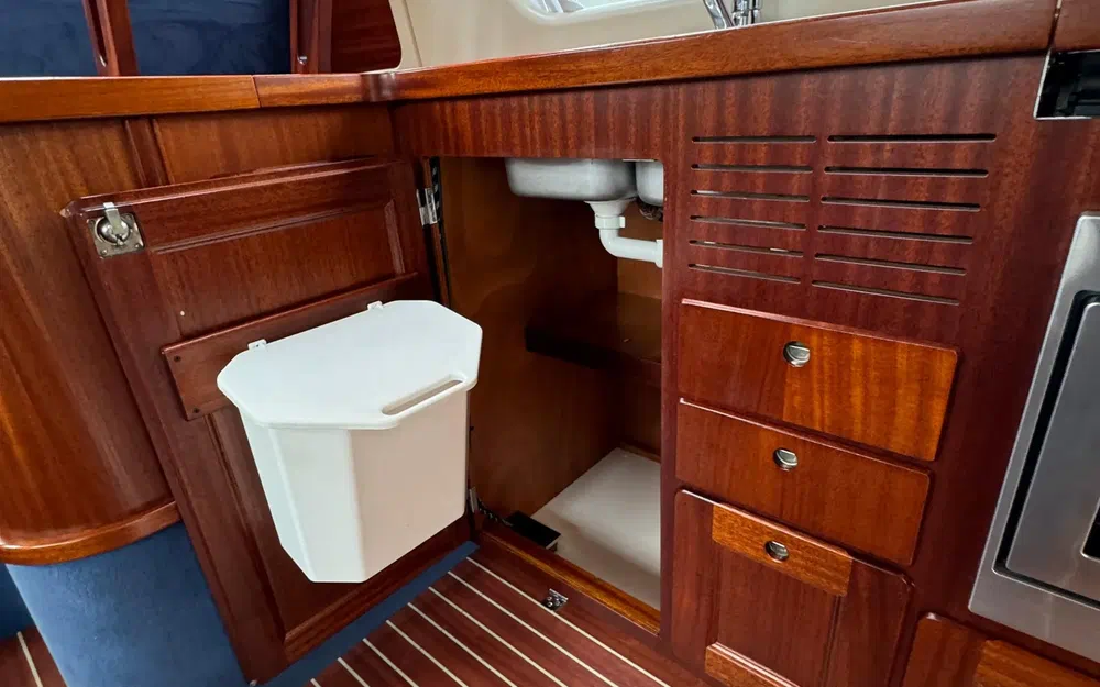 slider 66 Storebro 410 Commander