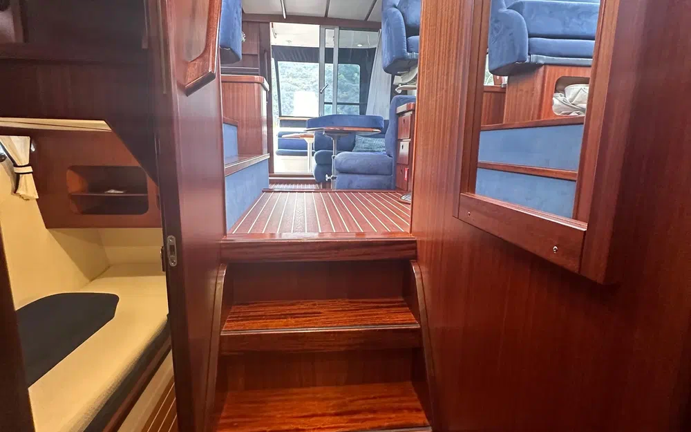 slider 68 Storebro 410 Commander