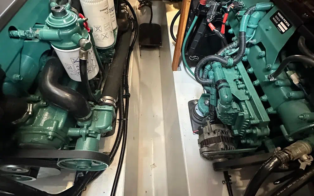 slider 76 Storebro 410 Commander