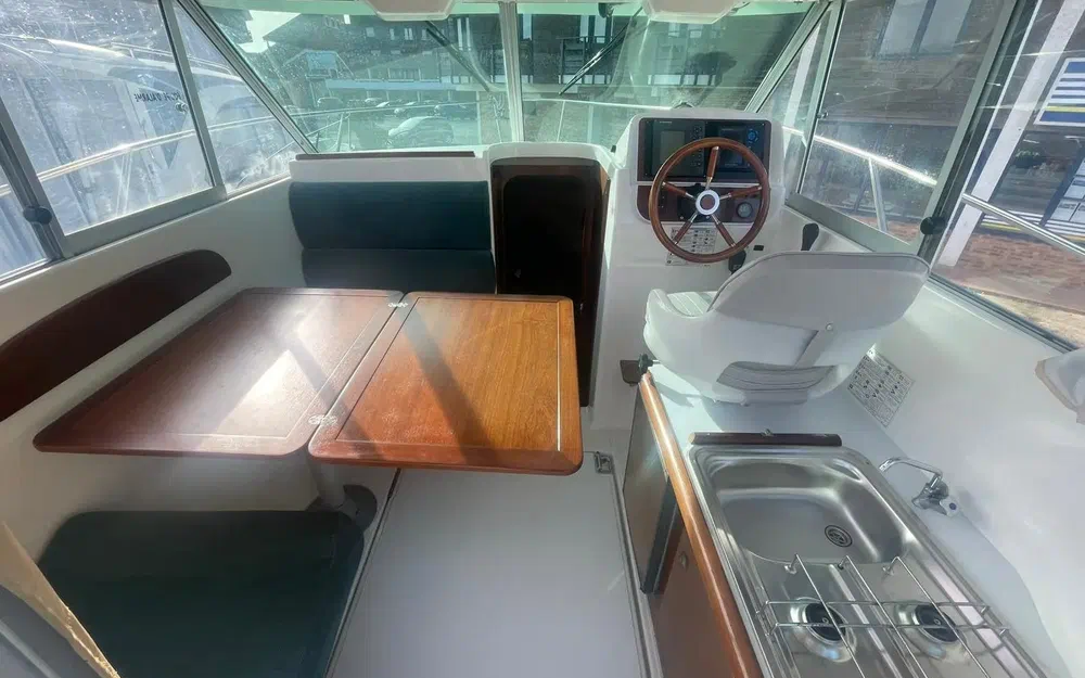 slider 4 Jeanneau Merry Fisher 750