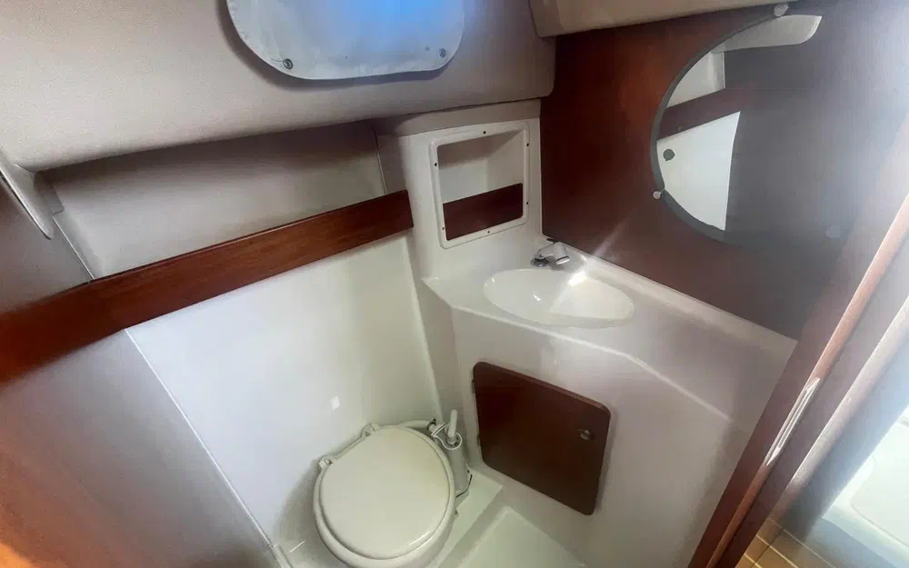 slider 7 Jeanneau Merry Fisher 750