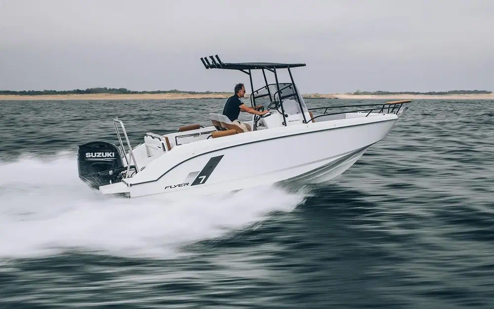 slider 0 Beneteau Flyer 7 SPACEdeck