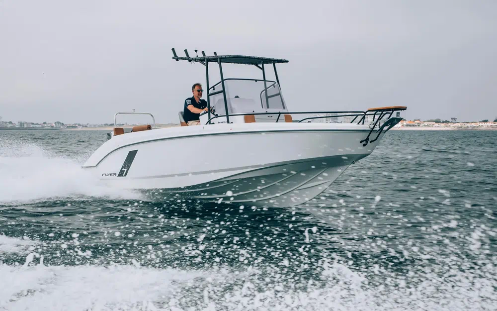 slider 17 Beneteau Flyer 7 SPACEdeck