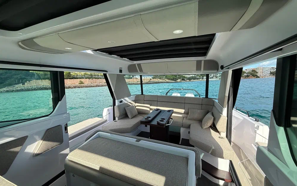 slider 10 Axopar 45 Cross Cabin - Aft Cabin