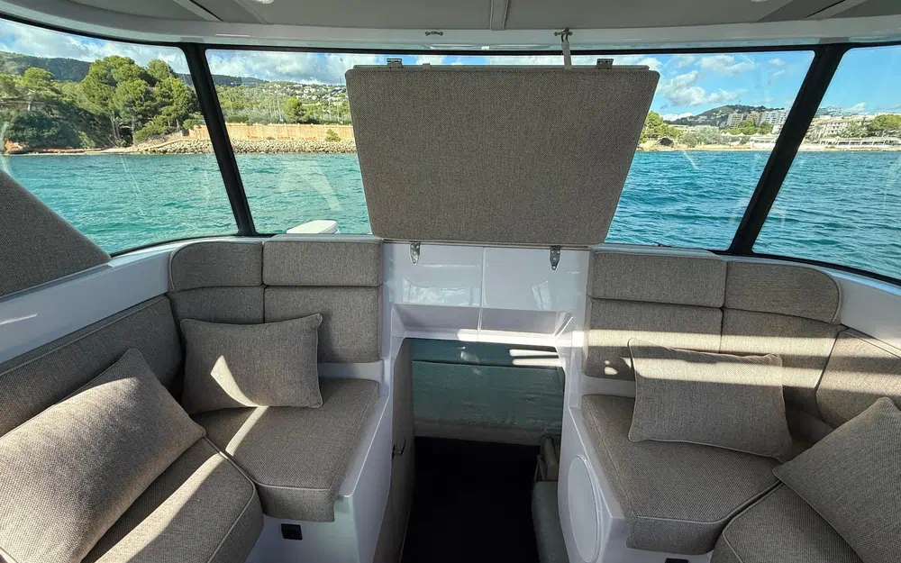 slider 12 Axopar 45 Cross Cabin - Aft Cabin