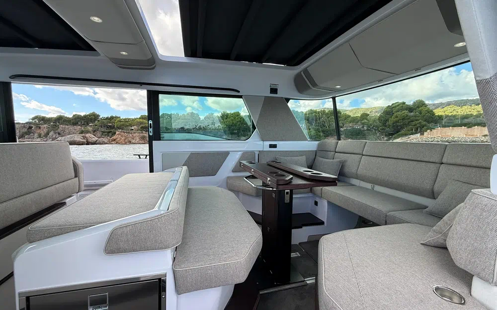 slider 13 Axopar 45 Cross Cabin - Aft Cabin