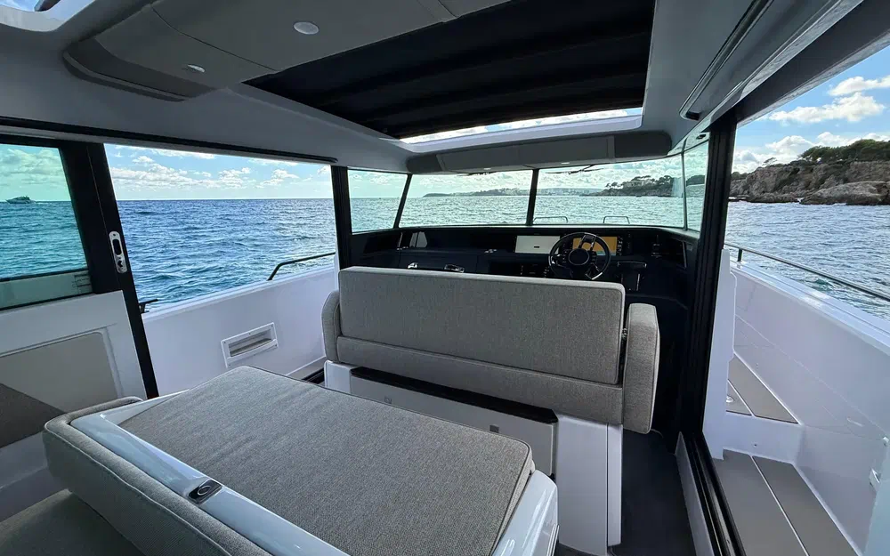 slider 17 Axopar 45 Cross Cabin - Aft Cabin