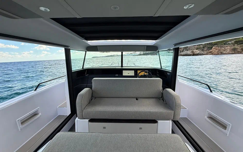 slider 18 Axopar 45 Cross Cabin - Aft Cabin