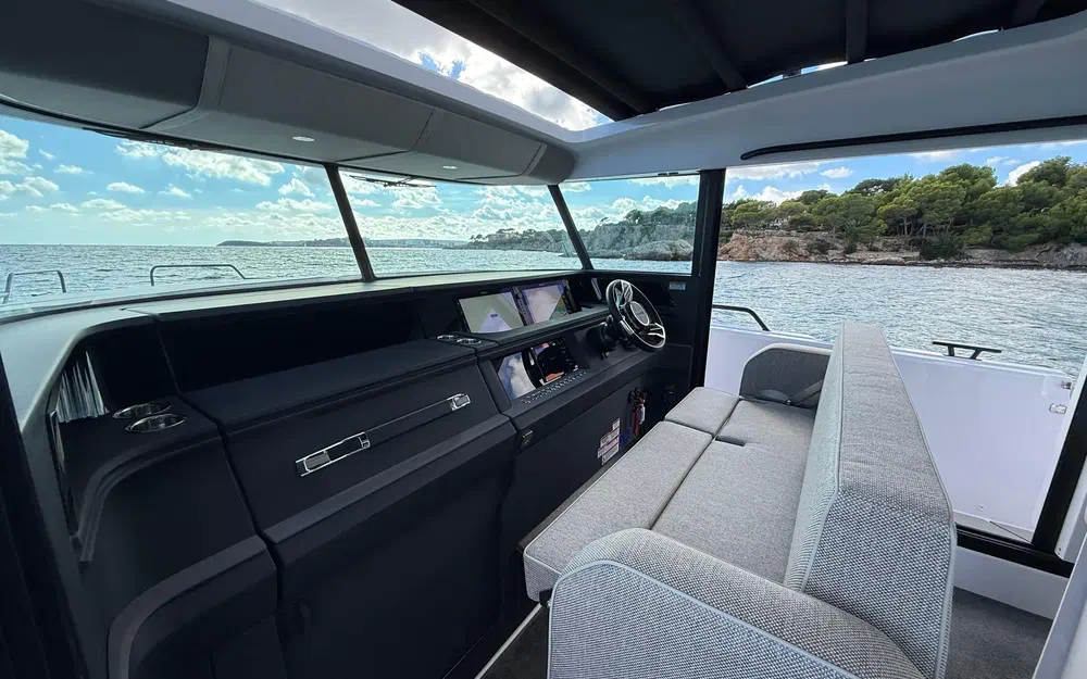 slider 19 Axopar 45 Cross Cabin - Aft Cabin