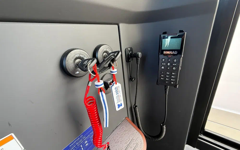 slider 23 Axopar 45 Cross Cabin - Aft Cabin