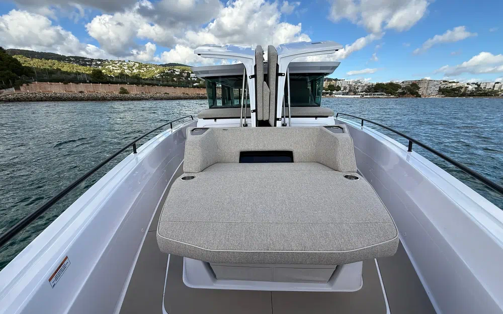 slider 8 Axopar 45 Cross Cabin - Aft Cabin