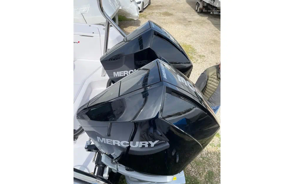 slider 13 Axopar 37 SC