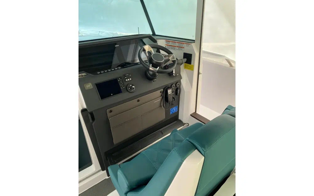 slider 15 Axopar 37 SC