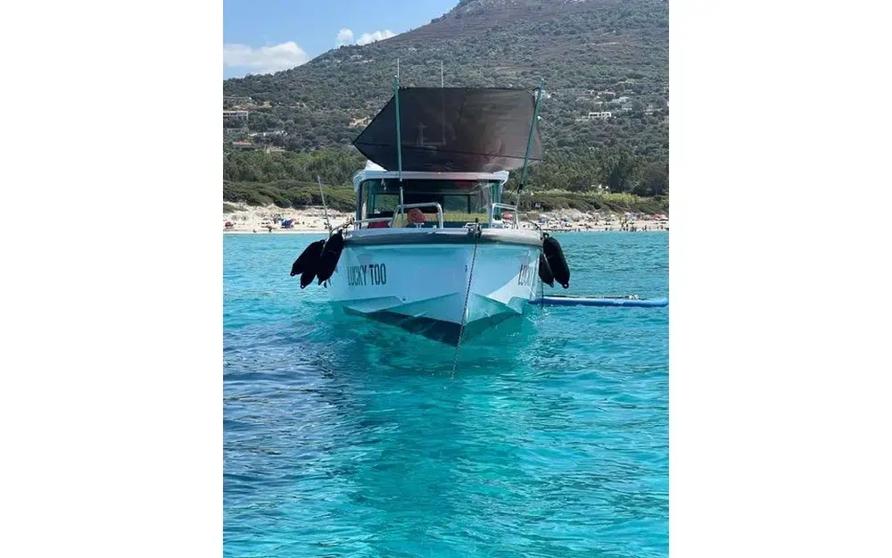 slider 5 Axopar 37 SC