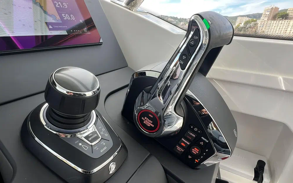 slider 33 Nimbus T11