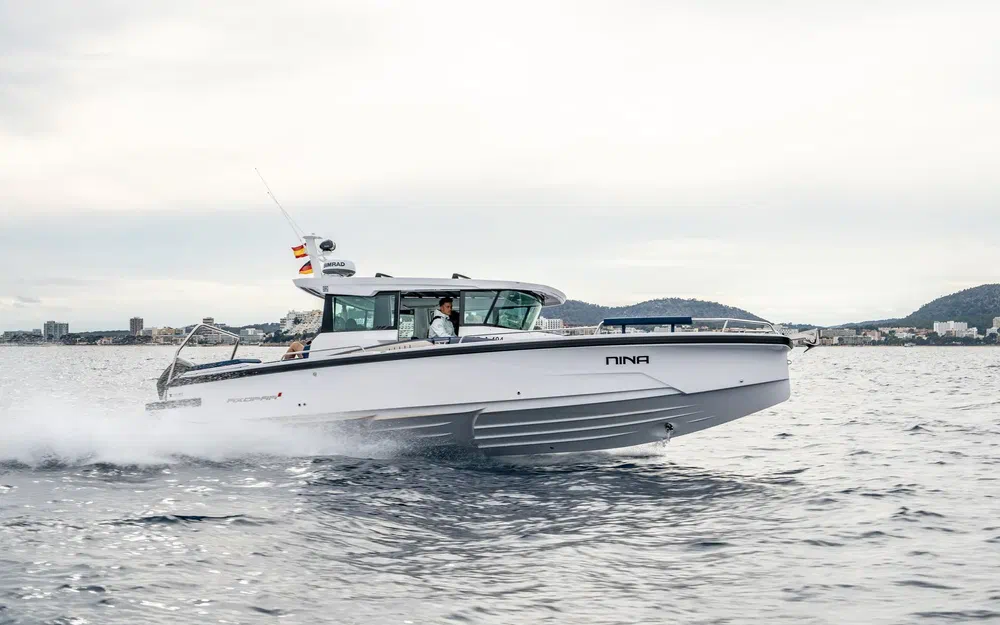 slider 0 Axopar 29 XC CROSS CABIN