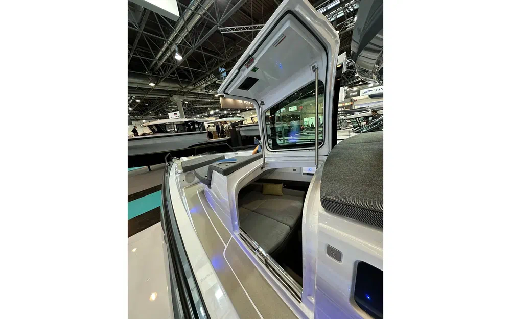 slider 10 Axopar 45 XC