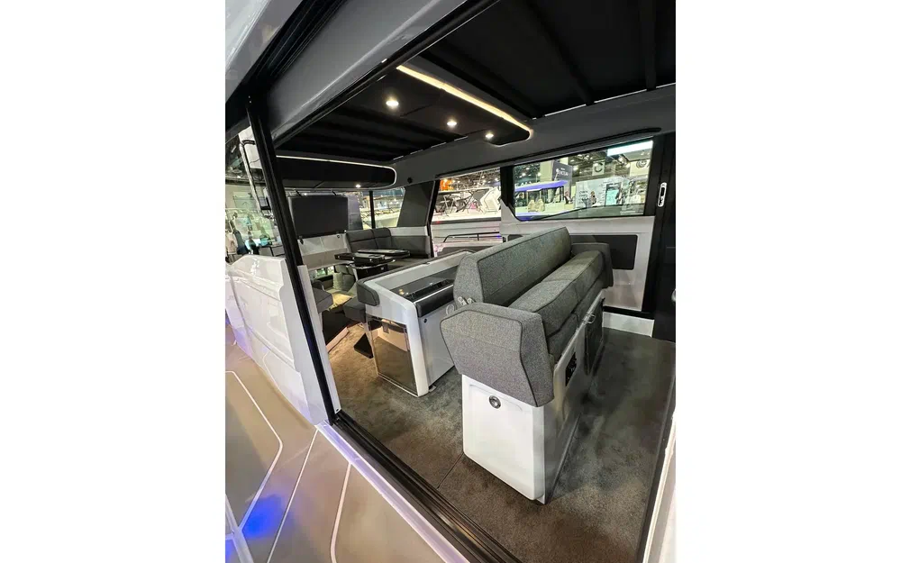 slider 18 Axopar 45 XC