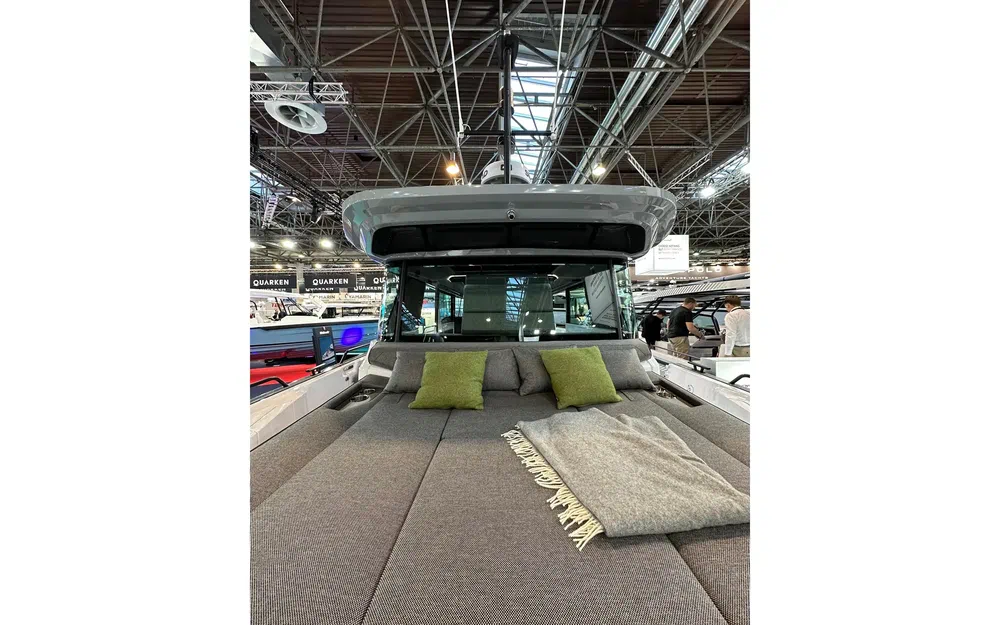 slider 1 Axopar 45 XC