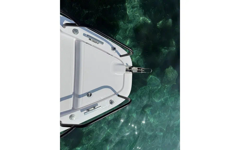 slider 23 Axopar 25 Cross Top