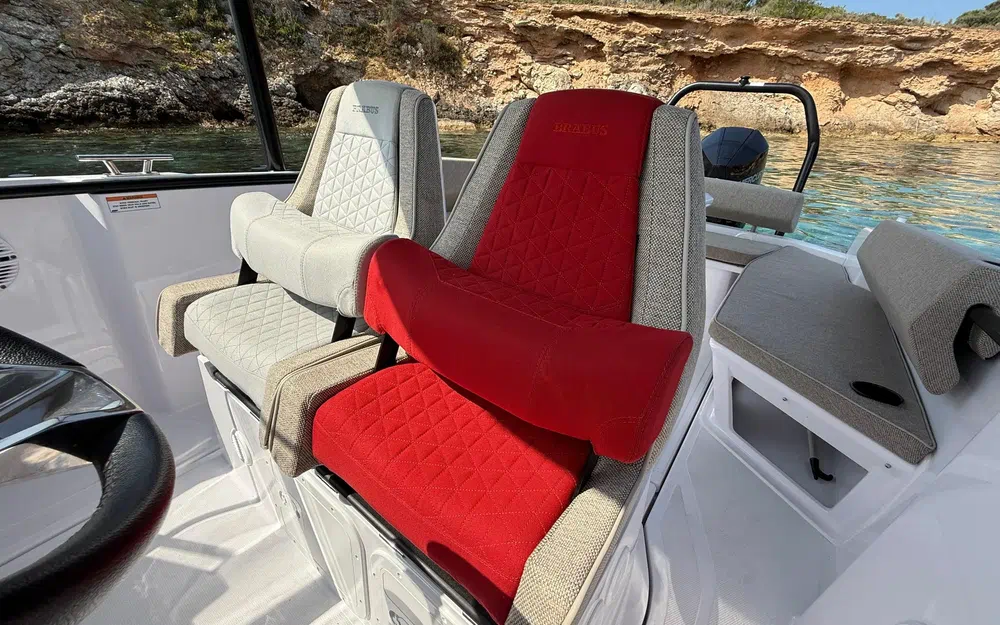 slider 26 Axopar 25 Cross Top