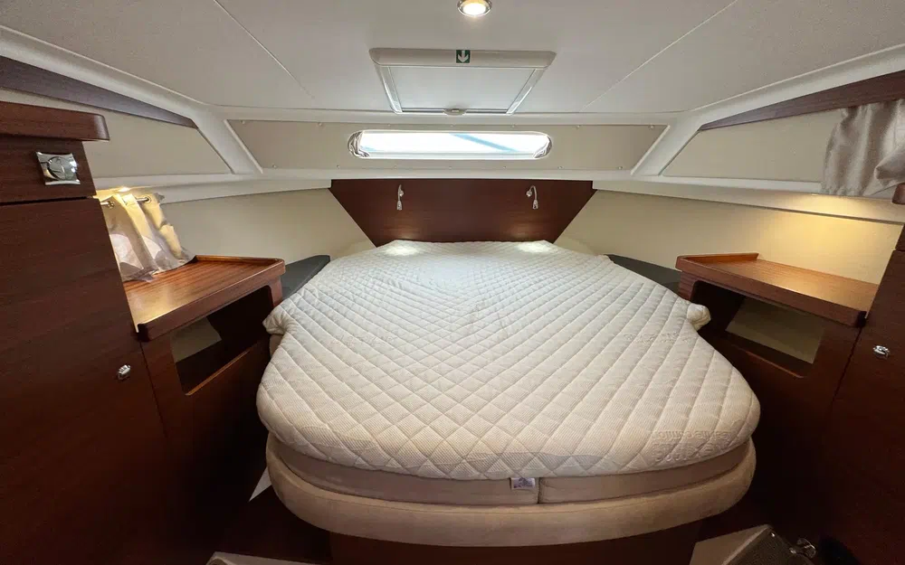 slider 16 Nimbus 365 Coupe