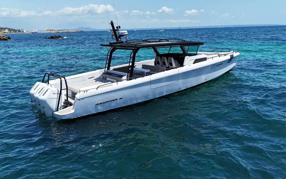 slider 6 Axopar 45 XC