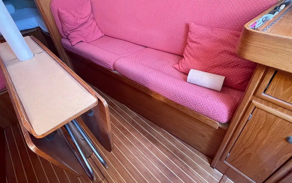 slider 10 Jeanneau Sun Odyssey 31