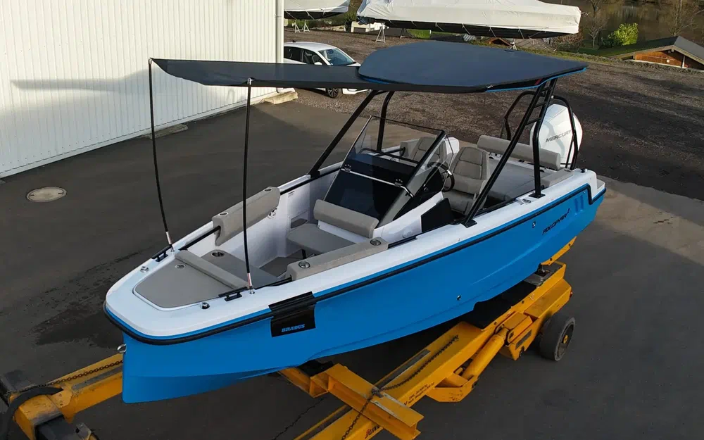 slider 0 Axopar 22 T Top