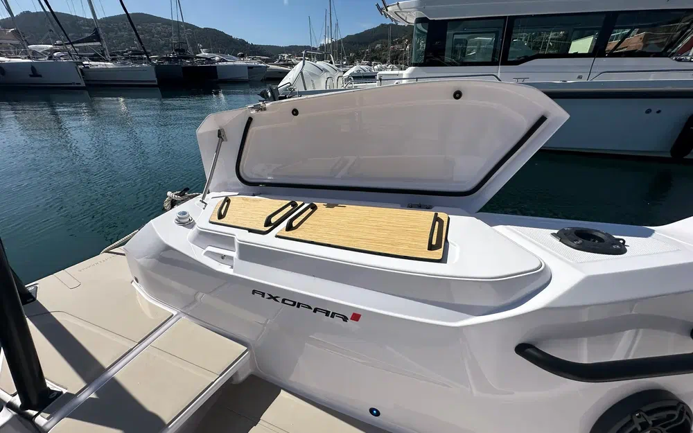 slider 12 Axopar 29 CCX - Brabus Performance Line